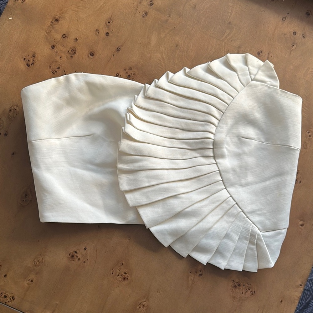 Elegant Cream Pleated Strapless Top